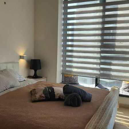 Bat Yam Luxery 5Br Sea View Suite Bagian luar foto