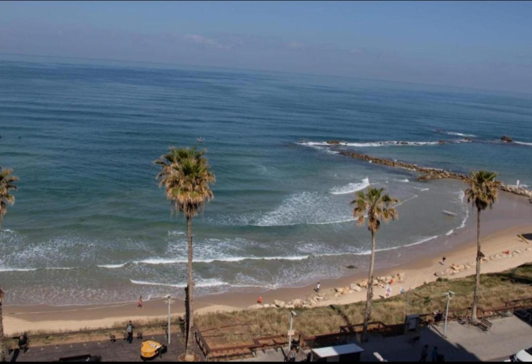 Bat Yam Luxery 5Br Sea View Suite Bagian luar foto