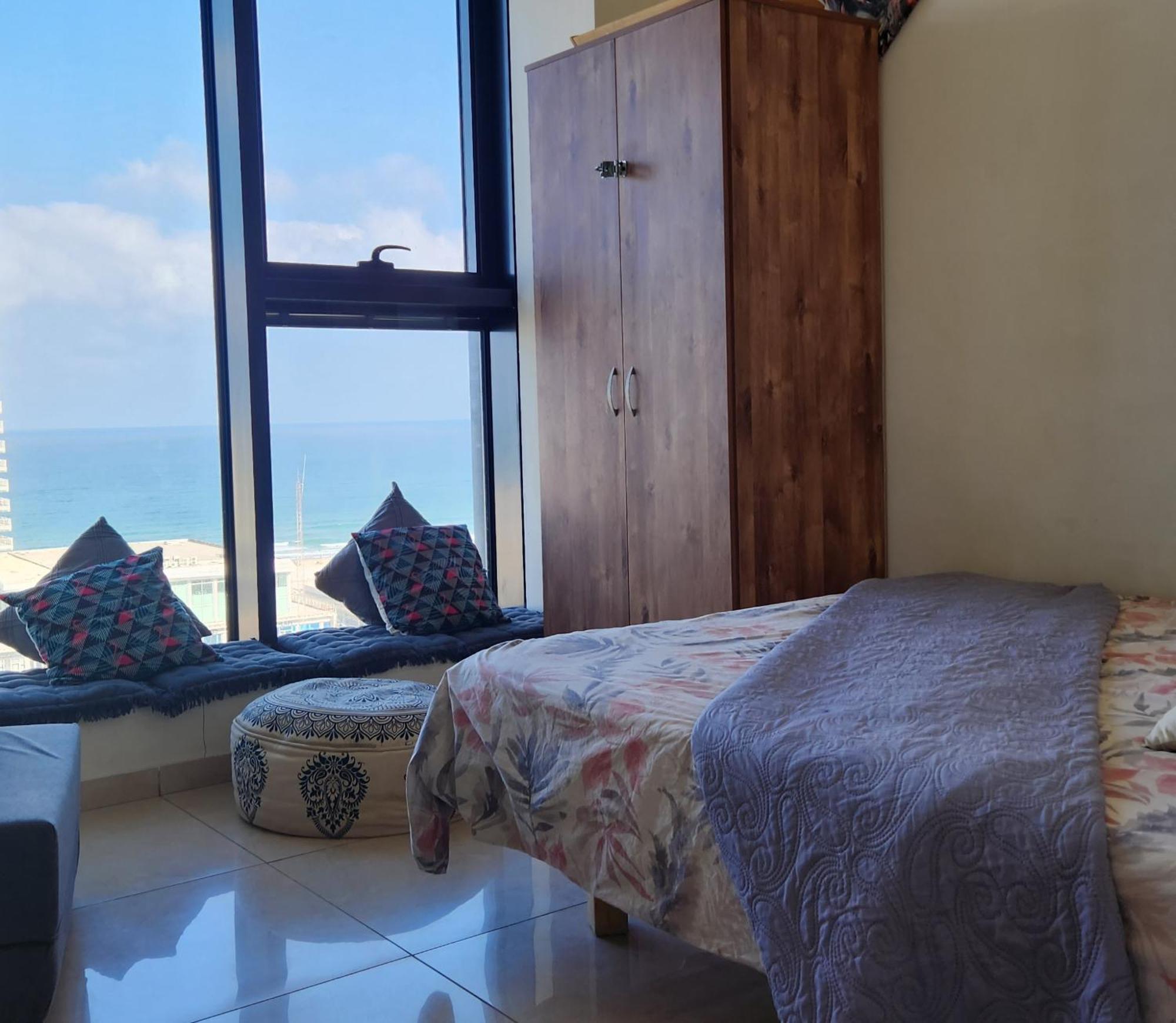 Bat Yam Luxery 5Br Sea View Suite Bagian luar foto