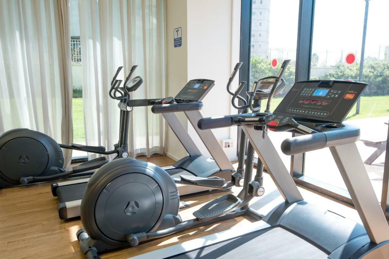 Bat Yam Luxery 5Br Sea View Suite Bagian luar foto
